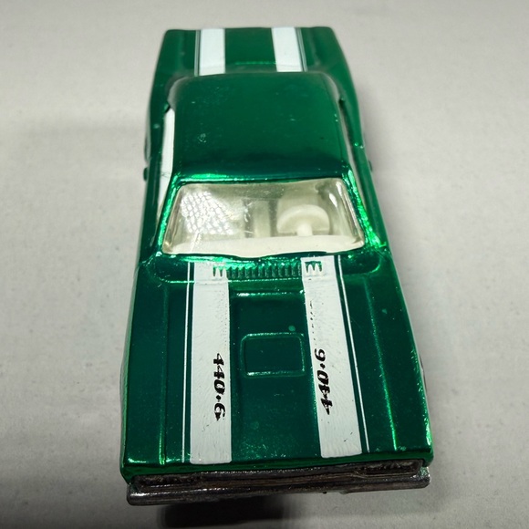 Hot wheels 1970 Plymouth Roadrunner Die-Cast 1:64 - Picture 4 of 7